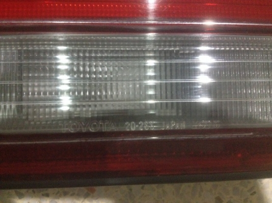 ทับทิมหลัง TOYOTA CORONA ของเก่าญี่ปุ่นเเท้สภาพสวย