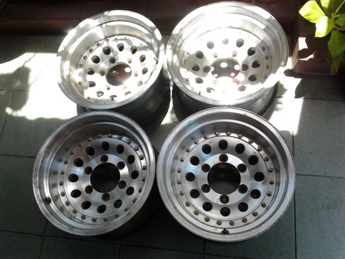 ล้อหยดนํ้า 6/139 ขอบ15 กว้าง8.5 ET-28 สวยๆ 1ชุด