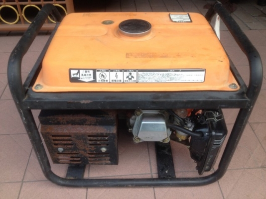 เครื่องปั่นไฟของมาจากญี่ปุ่นไฟออก110v กับ 12V เครื่อง4จังหวะสภาพสวย