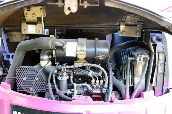 KOMATSU PC28UU KOMATSU PC28UU