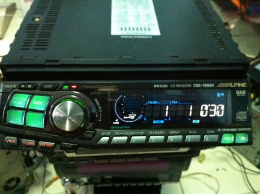 Alpine 7893R 24Bit 4V รุ่นท็อป MP3 CD FMลื่นไทยครบ AUX จอสไลด์ไฟฟ้า ปรับได้3ระดับ ปรีเอ้า3ชุด มือ2 อังกฤษ Alpine 7893R 24Bit 4V รุ่นท็อป MP3 CD FMลื่นไทยครบ AUX จอสไลด์ไฟฟ้า ปรับได้3ระดับ ปรีเอ้า3ชุด มือ2 อังกฤษ