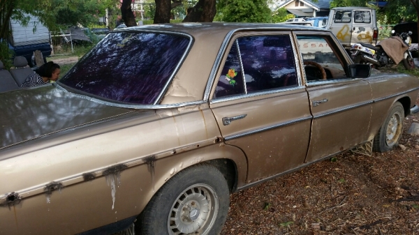 เบนซ์ตาตั้ง เครื่องดีเซล ภายในสวย ทะเบียนสวย 1ข 5533 กทม. ขับกลับ ขาย 55,000