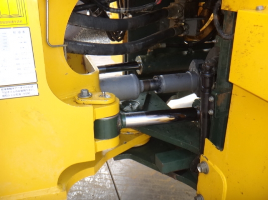 ขายรถตักล้อยาง KLD85ZV : 85H1-0289