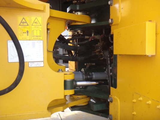 ขายรถตักล้อยาง KLD85ZV : 85H1-0289