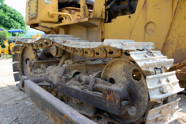 รถดันดิน MITSUBICHI BD2F รถดันดิน MITSUBICHI BD2F