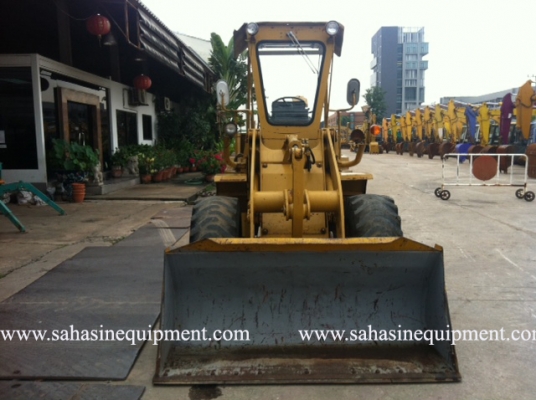 รถตัก ยี่ห้อ KOMATSU รุ่น WA70-1 S/N 10724 บจก.สหสินอีควิปเม้นท์ โทร.081-5851880, 02-5168100-1 www.sahasinequipment.com