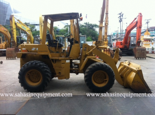 รถตัก ยี่ห้อ KOMATSU รุ่น WA70-1 S/N 10724 บจก.สหสินอีควิปเม้นท์ โทร.081-5851880, 02-5168100-1 www.sahasinequipment.com