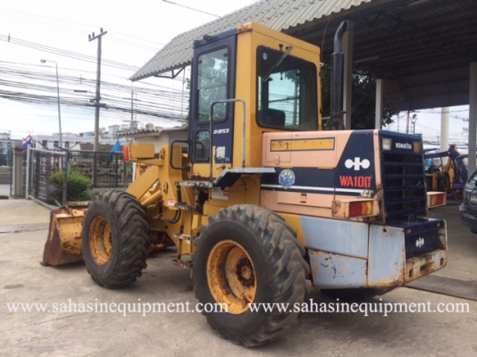 รถตัก ยี่ห้อ KOMATSU รุ่น WA100-1 S/N 323XX บจก.สหสินอีควิปเม้นท์ โทร.081-5851880, 02-5168100-1 www.sahasinequipment.com