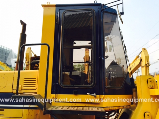 รถตัก ยี่ห้อ KOMATSU รุ่น WA150-1 S/N 30266 บจก.สหสินอีควิปเม้นท์ โทร.081-5851880, 02-5168100-1 www.sahasinequipment.com