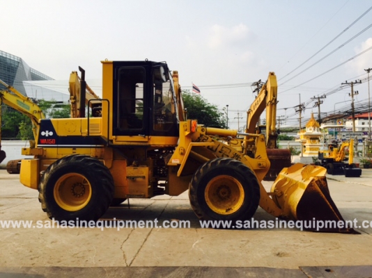 รถตัก ยี่ห้อ KOMATSU รุ่น WA150-1 S/N 30266 บจก.สหสินอีควิปเม้นท์ โทร.081-5851880, 02-5168100-1 www.sahasinequipment.com