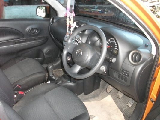 ขาย นิสสันมาร์ช สวยพร้อมใช้ ไม่แพง