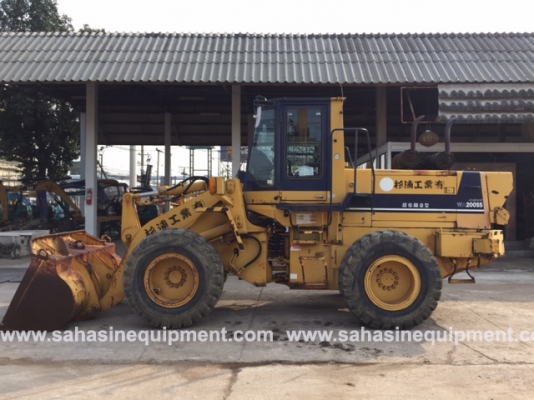 รถตัก ยี่ห้อ KOMATSU รุ่น WA200SS-1 S/N 309XX บจก.สหสินอีควิปเม้นท์ โทร.081-5851880, 02-5168100-1 www.sahasinequipment.com
