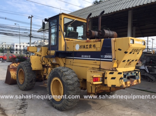 รถตัก ยี่ห้อ KOMATSU รุ่น WA200SS-1 S/N 309XX บจก.สหสินอีควิปเม้นท์ โทร.081-5851880, 02-5168100-1 www.sahasinequipment.com