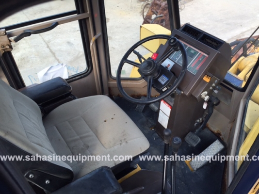 รถตัก ยี่ห้อ KOMATSU รุ่น WA200SS-1 S/N 309XX บจก.สหสินอีควิปเม้นท์ โทร.081-5851880, 02-5168100-1 www.sahasinequipment.com