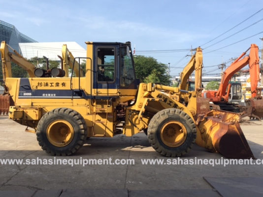 รถตัก ยี่ห้อ KOMATSU รุ่น WA200SS-1 S/N 309XX บจก.สหสินอีควิปเม้นท์ โทร.081-5851880, 02-5168100-1 www.sahasinequipment.com