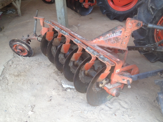 ขาย L4508 อุปกรณ์หน้า   หลัง  ตราช้าง รถเดิมๆพร้อมใช้