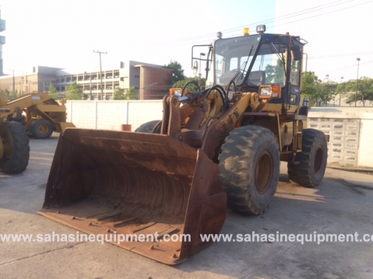 รถตัก ยี่ห้อ KOMATSU รุ่น WA300-1 S/N 305XX บจก.สหสินอีควิปเม้นท์ โทร.081-5851880, 02-5168100-1 www.sahasinequipment.com