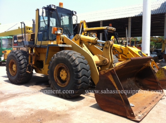 รถตัก ยี่ห้อ KOMATSU รุ่น WA350-1 S/N 208XX บจก.สหสินอีควิปเม้นท์ โทร.081-5851880, 02-5168100-1 www.sahasinequipment.com