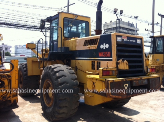 รถตัก ยี่ห้อ KOMATSU รุ่น WA350-1 S/N 208XX บจก.สหสินอีควิปเม้นท์ โทร.081-5851880, 02-5168100-1 www.sahasinequipment.com