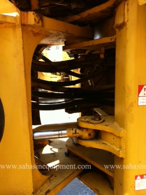 รถตัก ยี่ห้อ KOMATSU รุ่น WA350-1 S/N 208XX บจก.สหสินอีควิปเม้นท์ โทร.081-5851880, 02-5168100-1 www.sahasinequipment.com