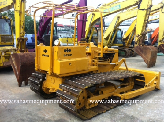 รถแทรคเตอร์ ยี่ห้อ KOMATSU รุ่น D20PL-5 นำเข้า บจก.สหสินอีควิปเม้นท์ โทร.081-5851880, 02-5168100-1 www.sahasinequipment.com