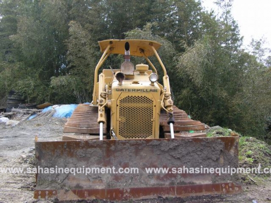 รถแทรคเตอร์ ยี่ห้อ CAT รุ่น D4E S/N 52X-0914 บจก.สหสินอีควิปเม้นท์ โทร.081-5851880, 02-5168100-1 www.sahasinequipment.com