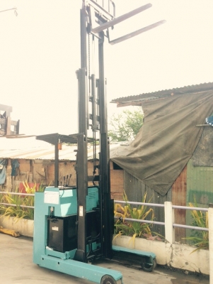 ขายรถโฟล์คลิฟท์ ไฟฟ้ายืนขับ ขนาด1.5 ตัน ขายรถโฟล์คลิฟท์ ไฟฟ้ายืนขับ ขนาด1.5 ตัน