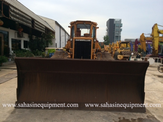 รถแทรคเตอร์ ยี่ห้อ CAT รุ่น D5H S/N 2SD002XX บจก.สหสินอีควิปเม้นท์ โทร.081-5851880, 02-5168100-1 www.sahasinequipment.com
