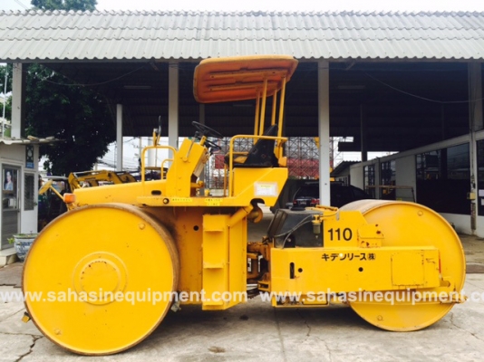 รถบด ยี่ห้อ SAKAI รุ่น R2S S/N 10480 บจก.สหสินอีควิปเม้นท์ โทร.081-5851880, 02-5168100-1 www.sahasinequipment.com