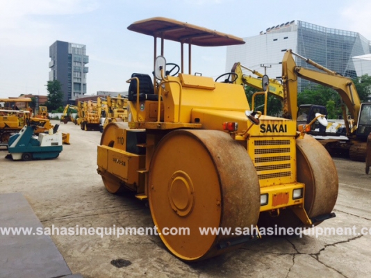 รถบด ยี่ห้อ SAKAI รุ่น R2S S/N 10480 บจก.สหสินอีควิปเม้นท์ โทร.081-5851880, 02-5168100-1 www.sahasinequipment.com
