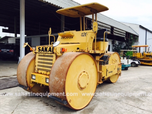 รถบด ยี่ห้อ SAKAI รุ่น R2S S/N 12403 บจก.สหสินอีควิปเม้นท์ โทร.081-5851880, 02-5168100-1 www.sahasinequipment.com รถบด ยี่ห้อ SAKAI รุ่น R2S S/N 12403 บจก.สหสินอีควิปเม้นท์ โทร.081-5851880, 02-5168100-1 www.sahasinequipment.com