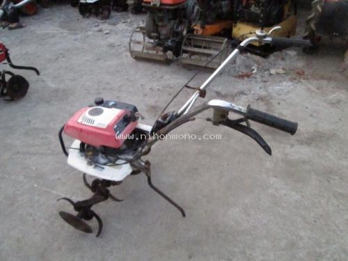 เครื่องพรวนดิน   HONDA    F200  รหัสสินค้า : 80802310 หรือเพิ่มเติมไดที่ www.nihonmono.com