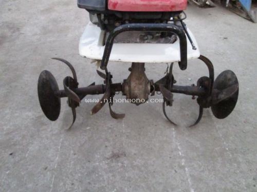 เครื่องพรวนดิน   HONDA    F200  รหัสสินค้า : 80802310 หรือเพิ่มเติมไดที่ www.nihonmono.com