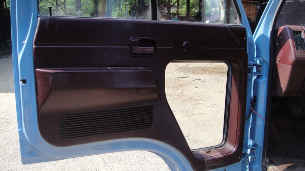 ISUZU NKR ดั๊ม3คิว เครื่อง4BE1(110แรง)เครื่องดี ดั๊มดี แอร์ ฟิล์ม เพาเวอร์ รถสวยพร้อมใช้