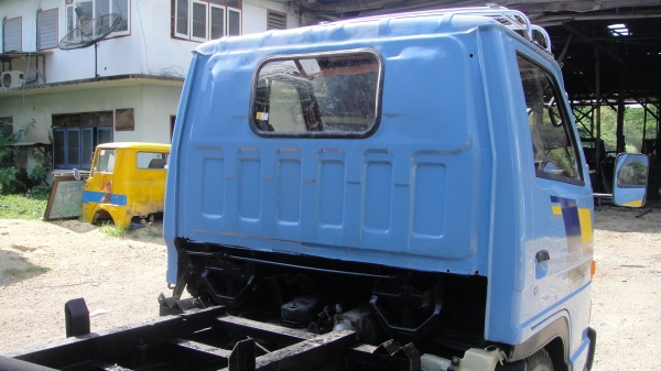 ISUZU NKR ดั๊ม3คิว เครื่อง4BE1(110แรง)เครื่องดี ดั๊มดี แอร์ ฟิล์ม เพาเวอร์ รถสวยพร้อมใช้