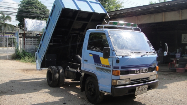 ISUZU NKR ดั๊ม3คิว เครื่อง4BE1(110แรง)เครื่องดี ดั๊มดี แอร์ ฟิล์ม เพาเวอร์ รถสวยพร้อมใช้