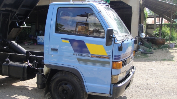 ISUZU NKR ดั๊ม3คิว เครื่อง4BE1(110แรง)เครื่องดี ดั๊มดี แอร์ ฟิล์ม เพาเวอร์ รถสวยพร้อมใช้