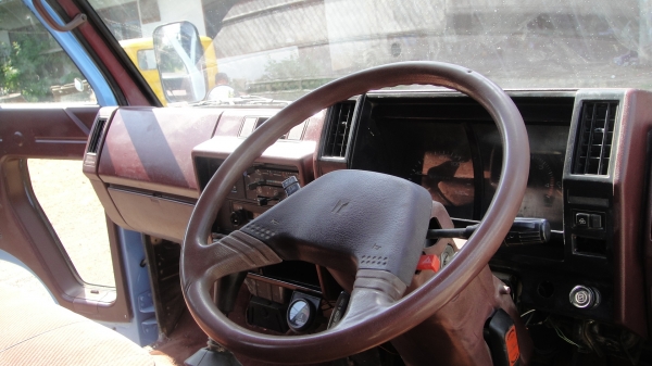 ISUZU NKR ดั๊ม3คิว เครื่อง4BE1(110แรง)เครื่องดี ดั๊มดี แอร์ ฟิล์ม เพาเวอร์ รถสวยพร้อมใช้