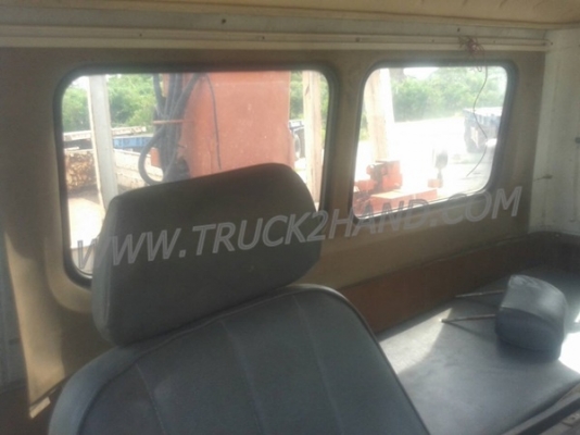 รถบรรทุกติดเครน ISUZU 6 ล้อ FTR12HA   เครน 3 ตัน ปีจดทะเบียน 2538