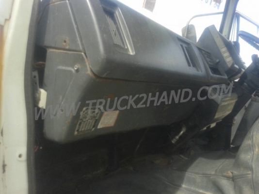 รถบรรทุกติดเครน ISUZU 6 ล้อ FTR12HA   เครน 3 ตัน ปีจดทะเบียน 2538