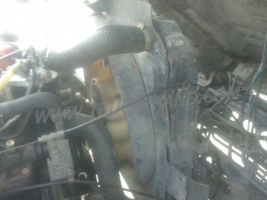 รถบรรทุกติดเครน ISUZU 6 ล้อ FTR12HA   เครน 3 ตัน ปีจดทะเบียน 2538