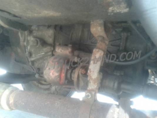 รถบรรทุกติดเครน ISUZU 6 ล้อ FTR12HA   เครน 3 ตัน ปีจดทะเบียน 2538