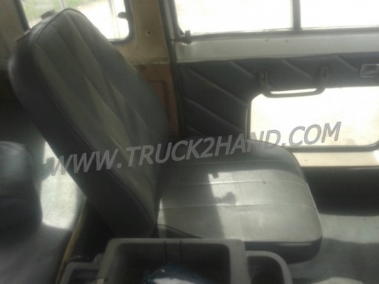รถบรรทุกติดเครน ISUZU 6 ล้อ FTR12HA   เครน 3 ตัน ปีจดทะเบียน 2538