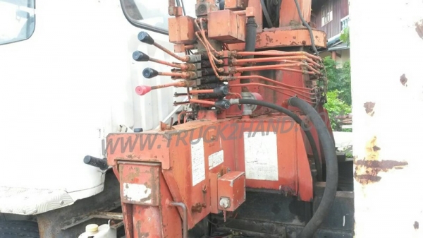 รถบรรทุกติดเครน ISUZU 6 ล้อ FTR12HA   เครน 3 ตัน ปีจดทะเบียน 2538