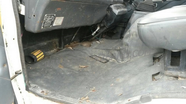 รถบรรทุกติดเครน ISUZU 6 ล้อ FTR12HA   เครน 3 ตัน ปีจดทะเบียน 2538