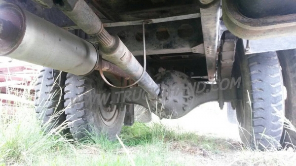 รถบรรทุกติดเครน ISUZU 6 ล้อ FTR12HA   เครน 3 ตัน ปีจดทะเบียน 2538