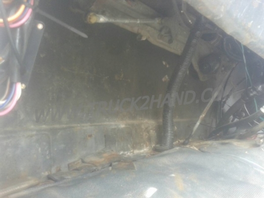 รถบรรทุกติดเครน ISUZU 6 ล้อ FTR12HA   เครน 3 ตัน ปีจดทะเบียน 2538