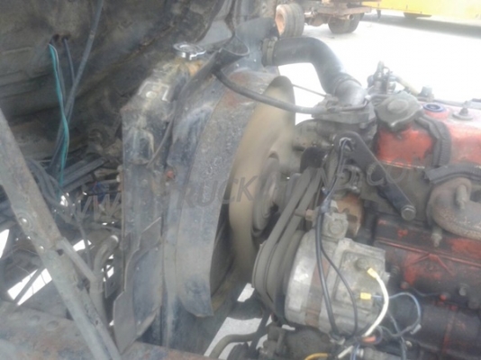 รถบรรทุกติดเครน ISUZU 6 ล้อ FTR12HA   เครน 3 ตัน ปีจดทะเบียน 2538