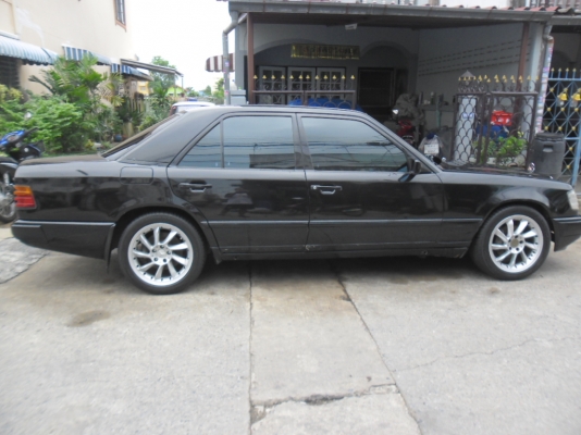ขายด่วนbenz w124ปี88เครื่อง1เจฝาดำ+แก๊สlpgแม็ก17ยางสวย 92000 บาท เอกสารพร้อมโอนราคาร้อนเงินครับ