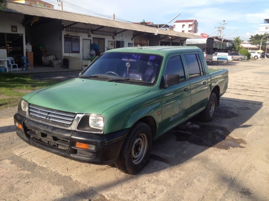 มิตซู4ประตู L200 มิตซู4ประตู L200